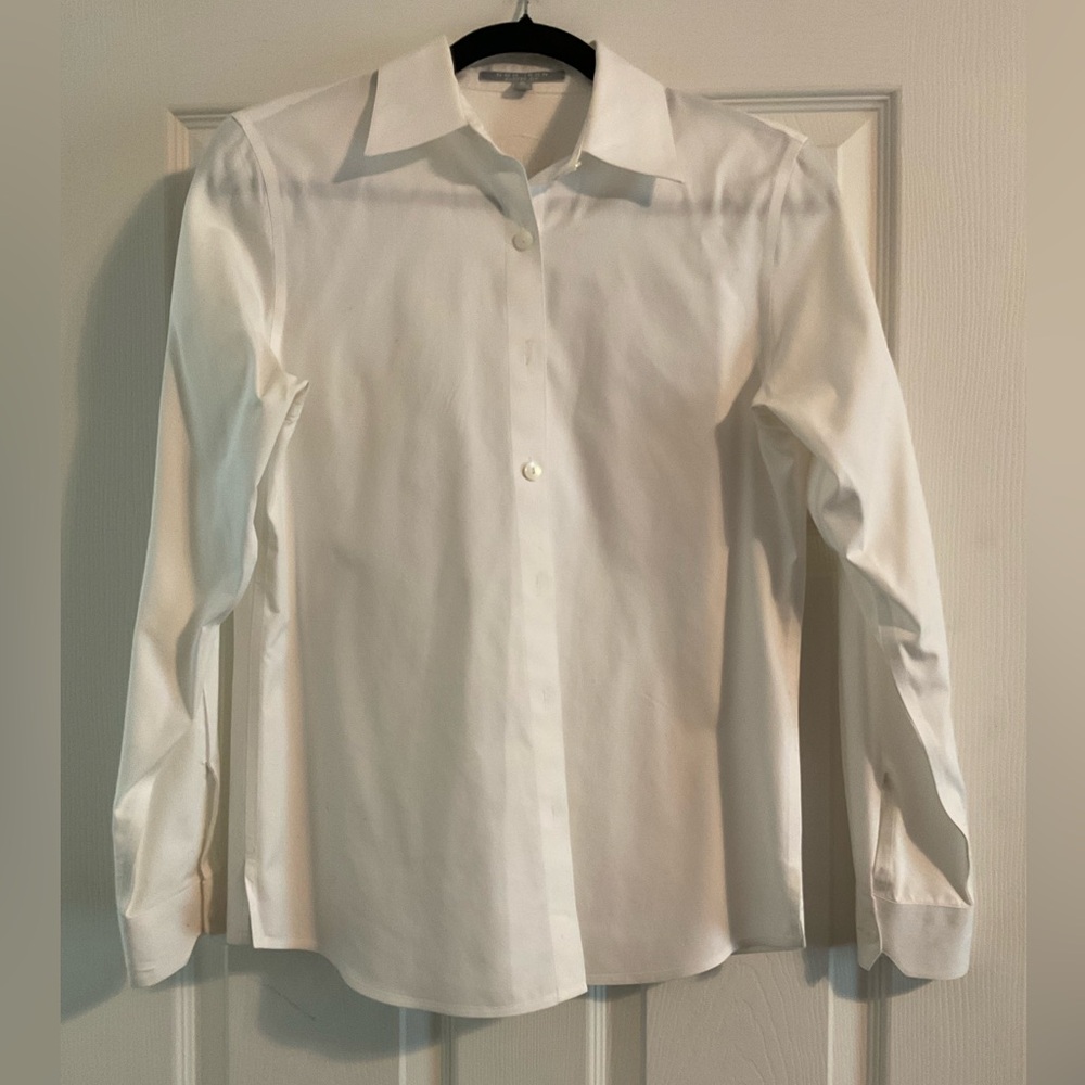 Foxcroft white blouse, size 4, 100% cotton